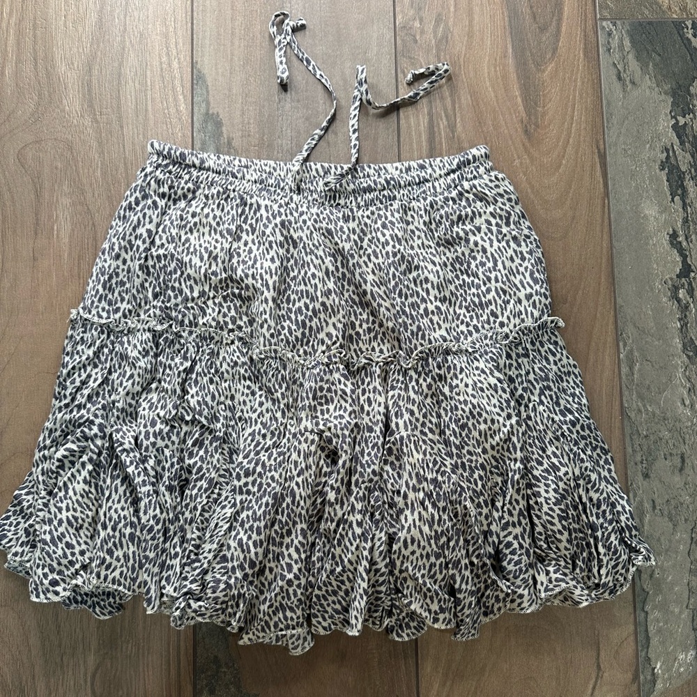 Leopard print skirt